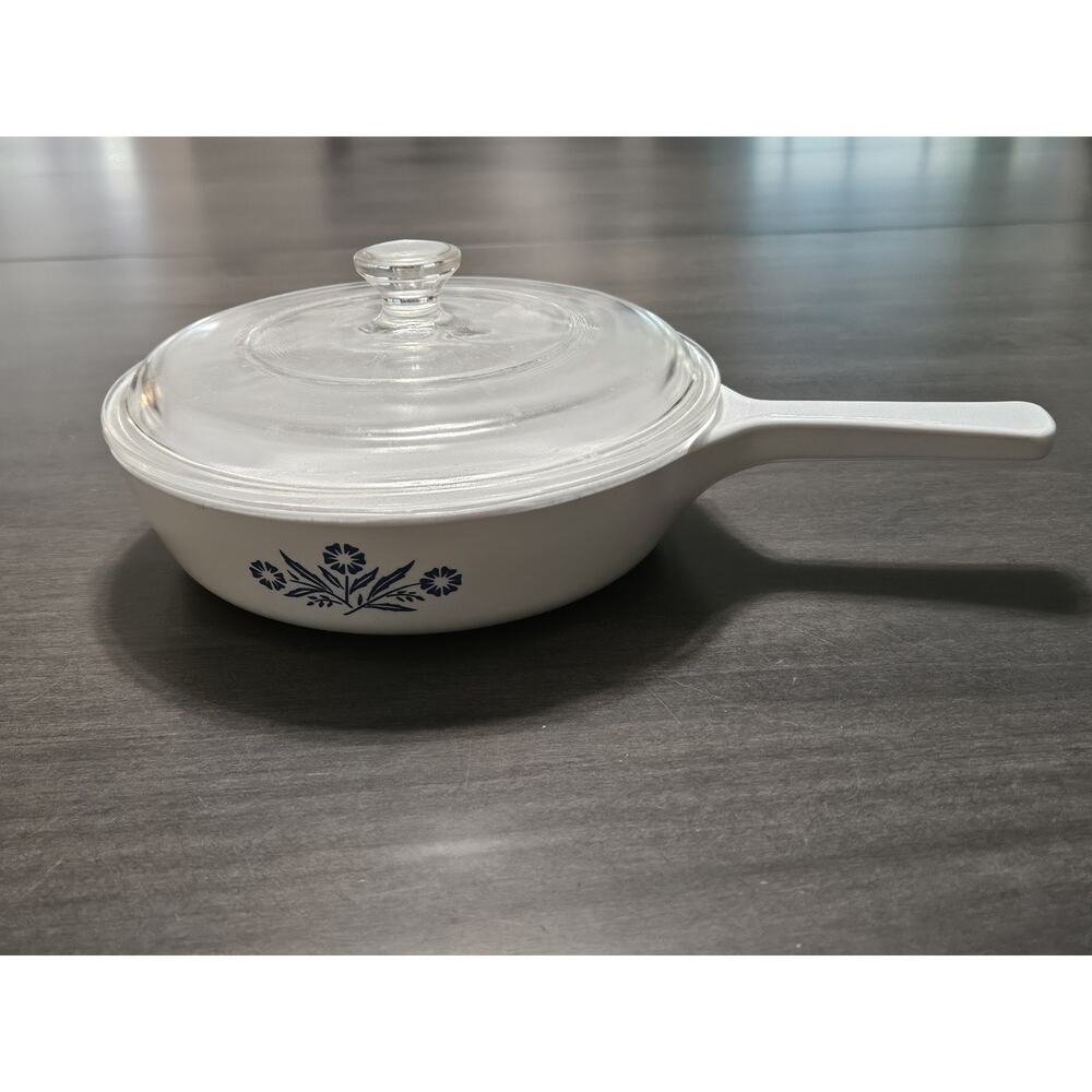 Corning Ware Blue Corn Flower Skillet P-83-B with Pyrex lid 6.5 inch collectible